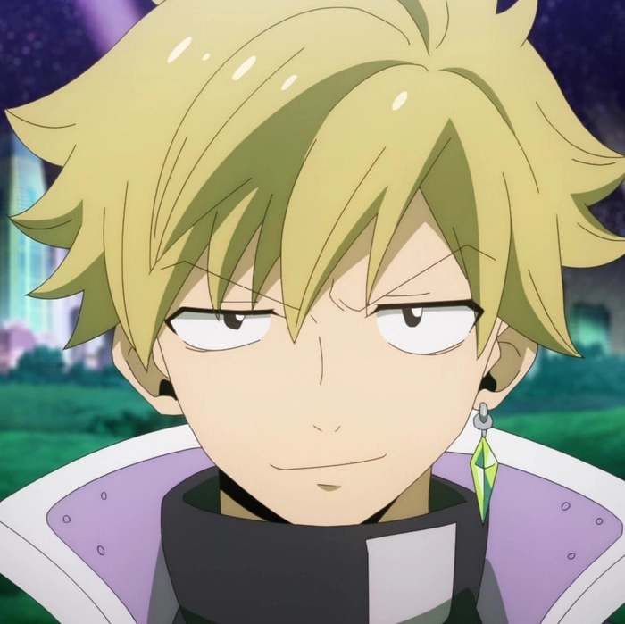 Ảnh Weisz Steiner cười nhếch