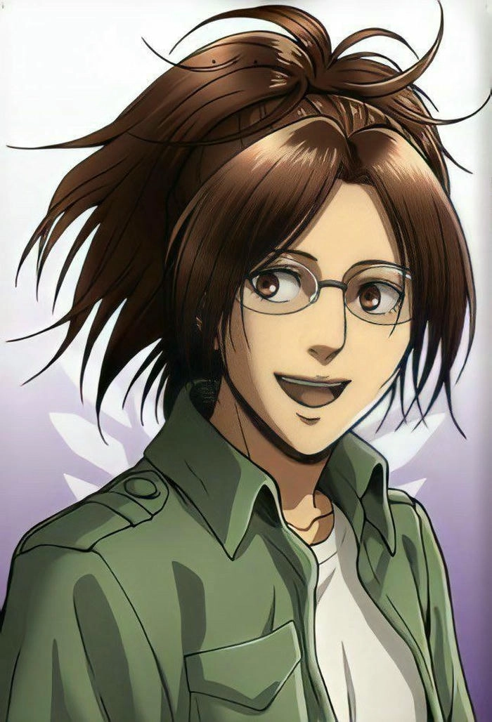 hình Hange Zoe mạnh mẽ