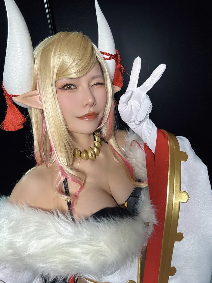 Cosplay hentai gợi cảm khoảnh khắc hấp dẫn nhất
