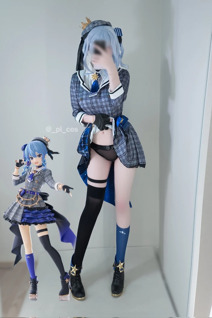 Cosplay hentai nóng bỏng với vòng một đầy đặn
