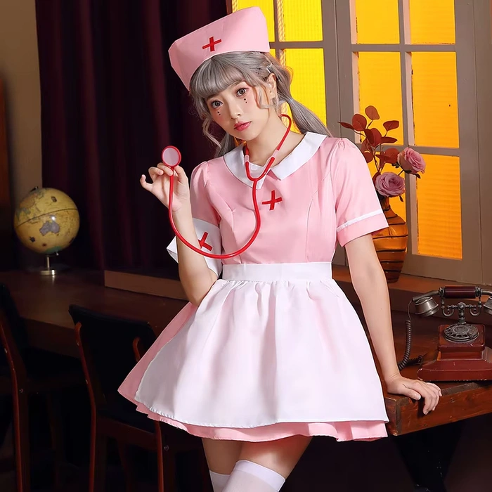 Hình cosplay y tá quyến rũ thanh tú