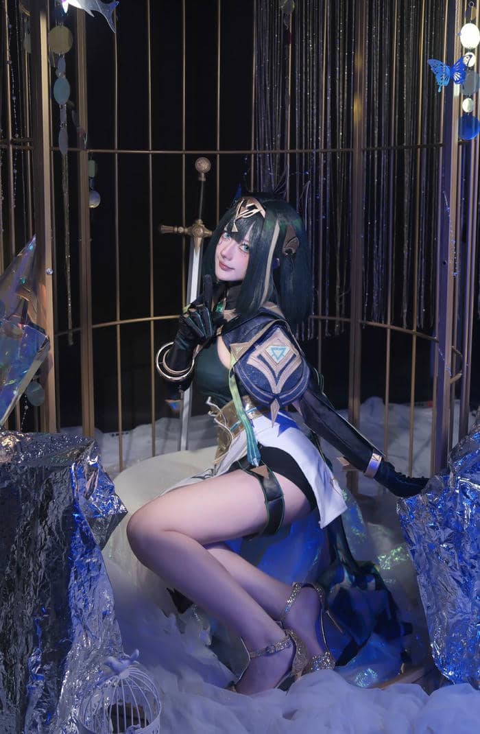 Nguyễn Thị Hà Vi cosplay gợi ý trang phục