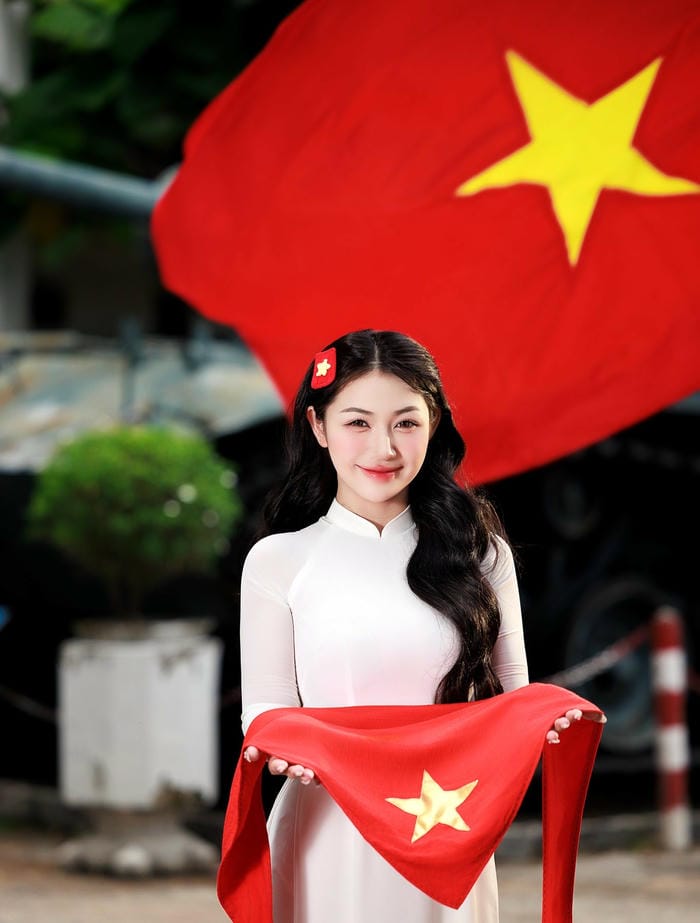 Trần Hà Linh ảnh dễ thương