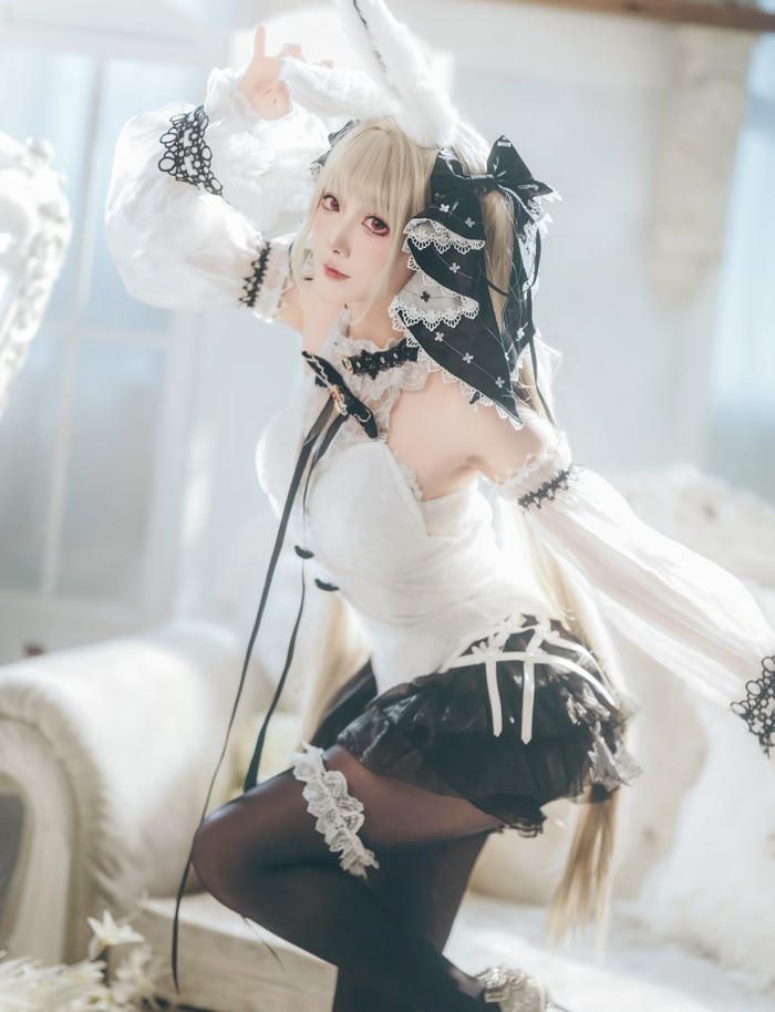 ảnh cosplay anime nữ phong cách hiện đại