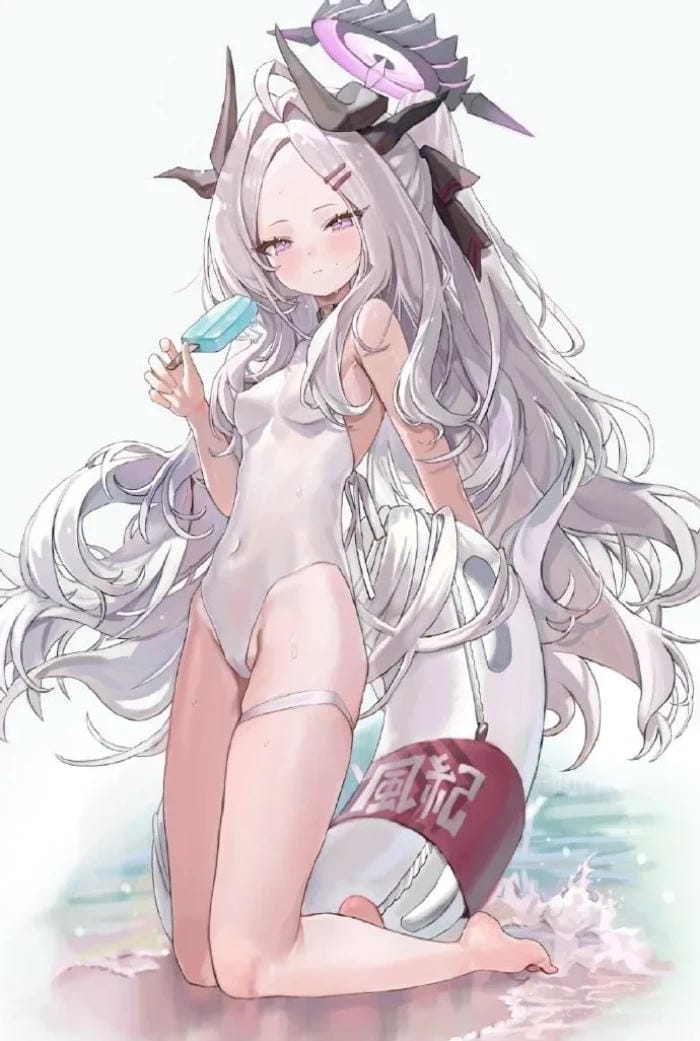 anime girl đi biển mặc bikini