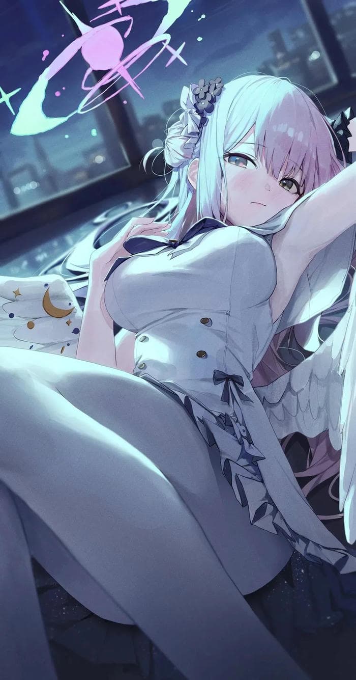 anime nữ dễ thương mũm mĩm to tròn