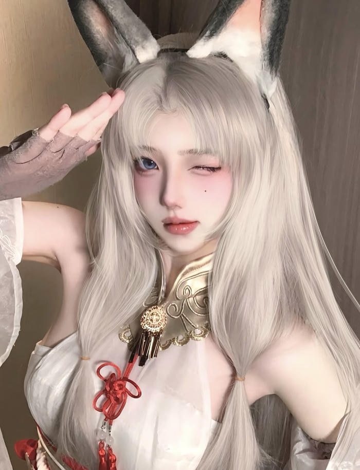 cosplay anime nữ quyến rũ