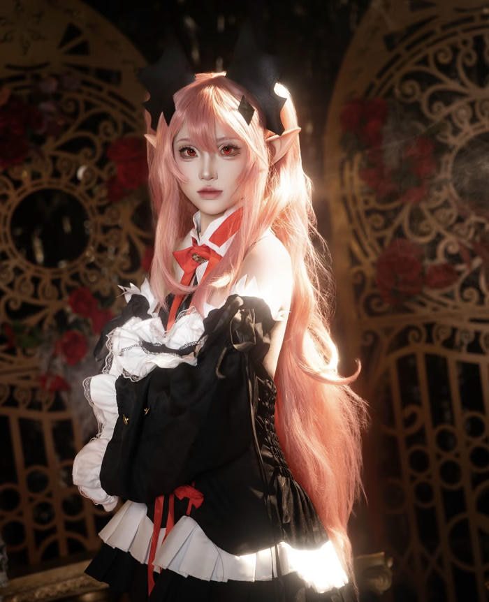 cosplay anime nữ thần thái