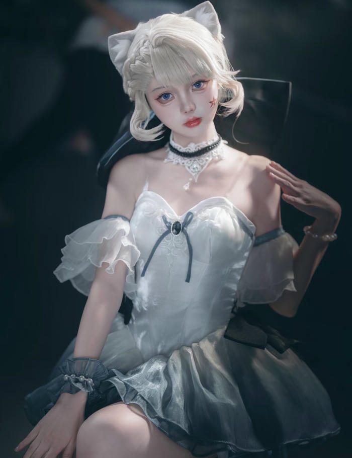 cosplay gái xinh đẹp tựa thiên thần