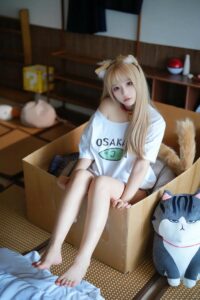 cosplay mèo đeo tai mèo
