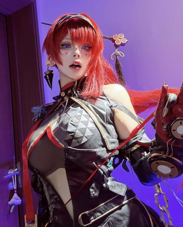 hình cosplay anime girl nóng bỏng