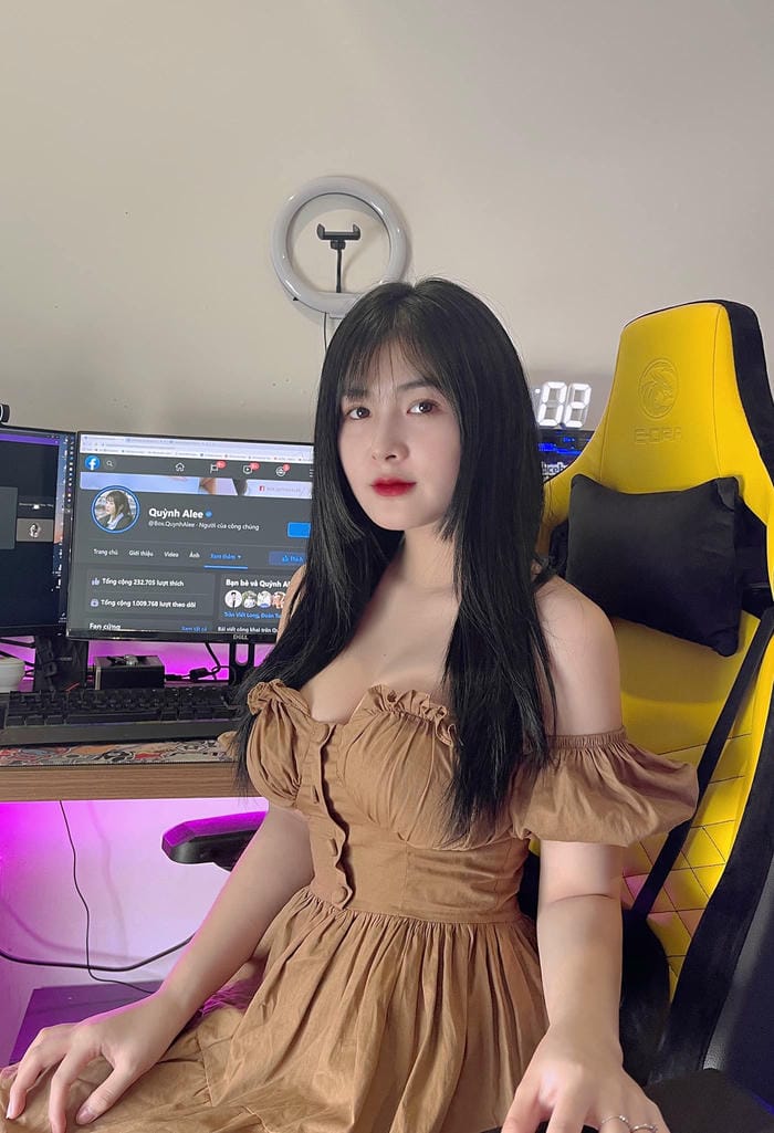 Quỳnh Alee xinh đẹp