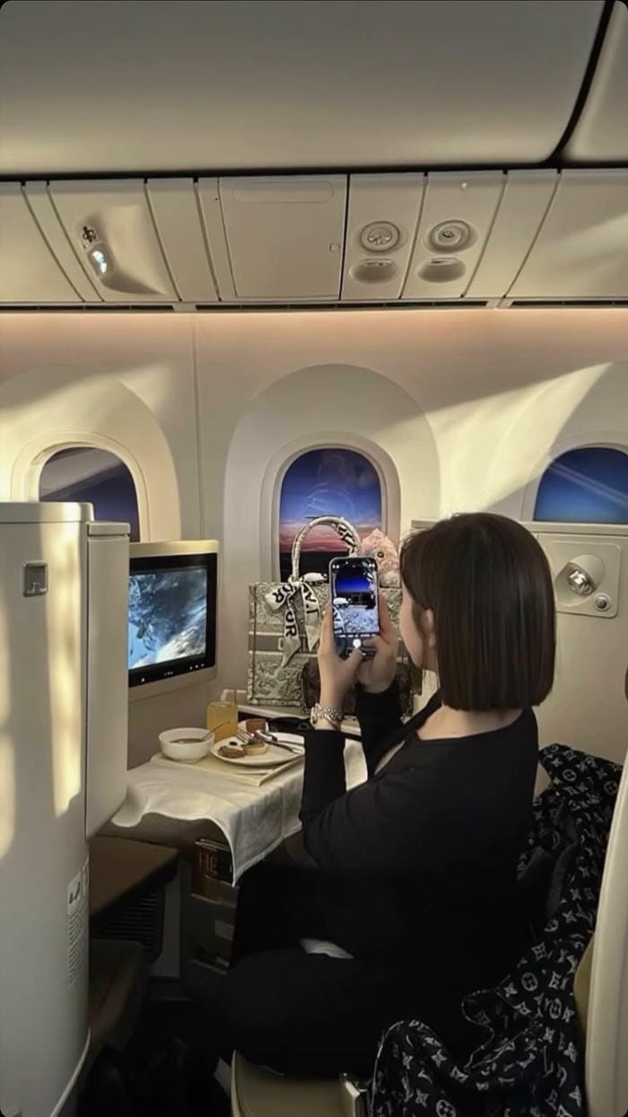 Trần Huyền Châu ảnh viral