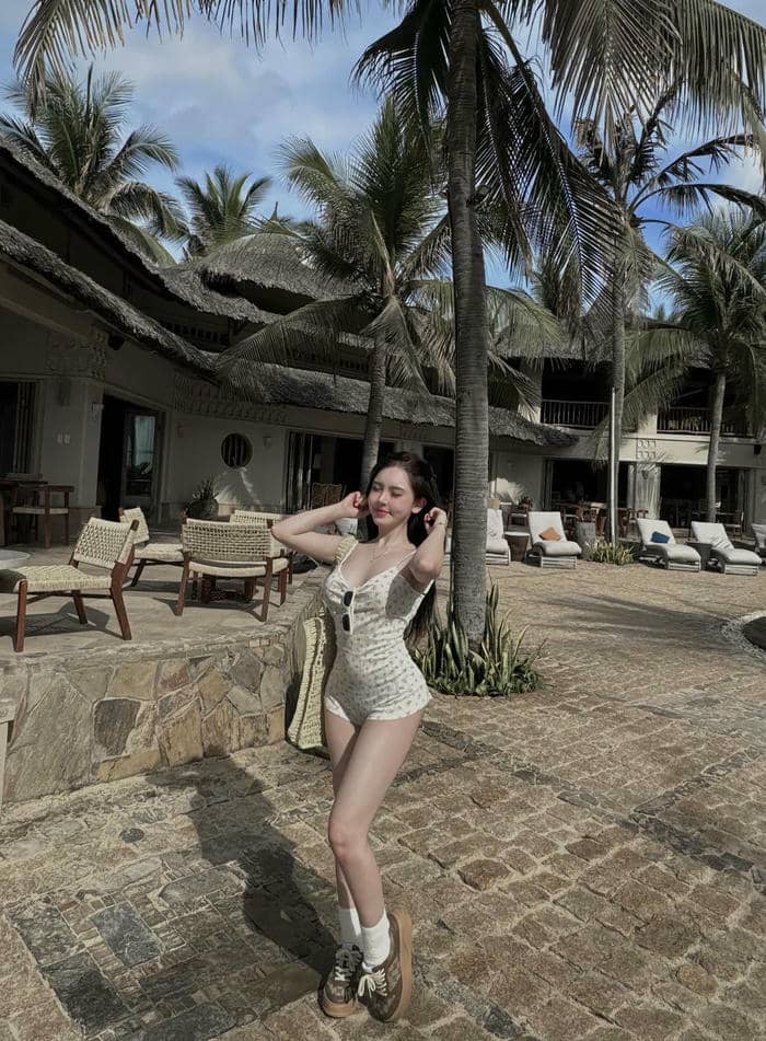 Trần Huyền Châu concept