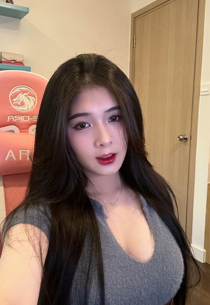 ảnh Quỳnh Alee sexy đẹp nhất