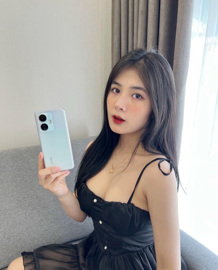 ảnh Quỳnh Alee sexy nổi bật