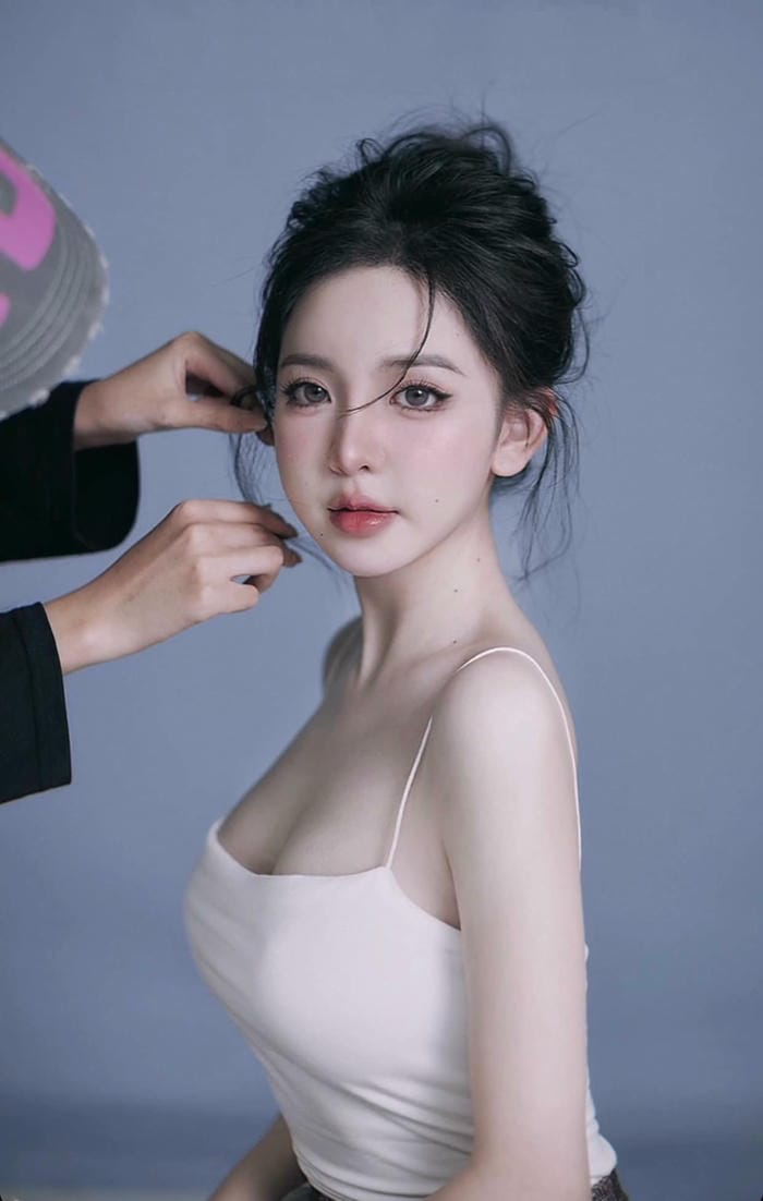 ảnh Trần Huyền Châu tự nhiên