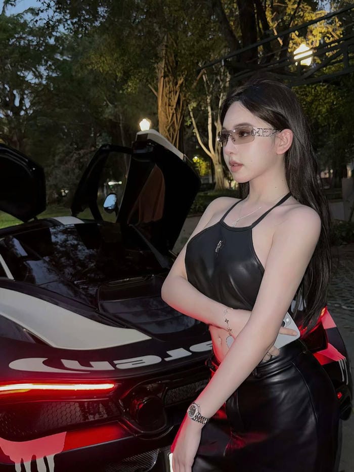 ảnh mới nhất Trần Huyền Châu