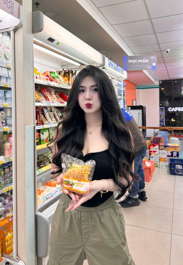 hình Quỳnh Alee phong cách Hàn