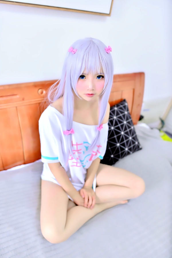 Ảnh Sagiri Izumi cosplay mảnh mai