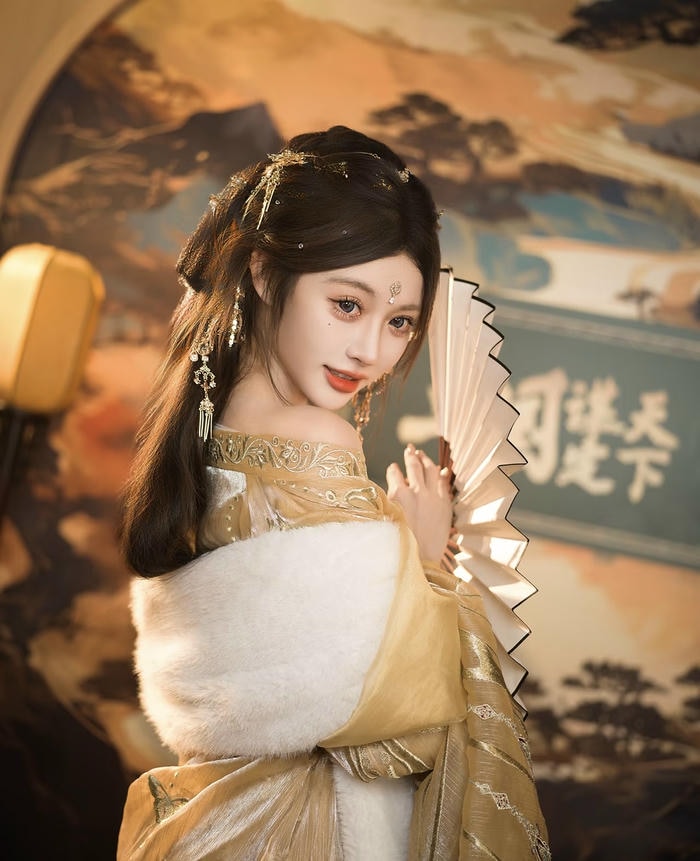 Ảnh gái xinh cổ trang mang nét đẹp truyền thống thanh cao