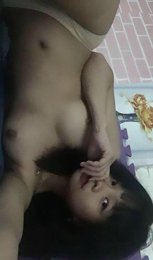 Ảnh nude học sinh gợi tình