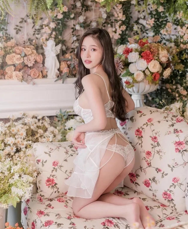 Ảnh sex Trung Quốc gợi dục