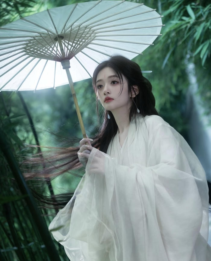 Bức ảnh cosplay cổ trang khí chất cổ