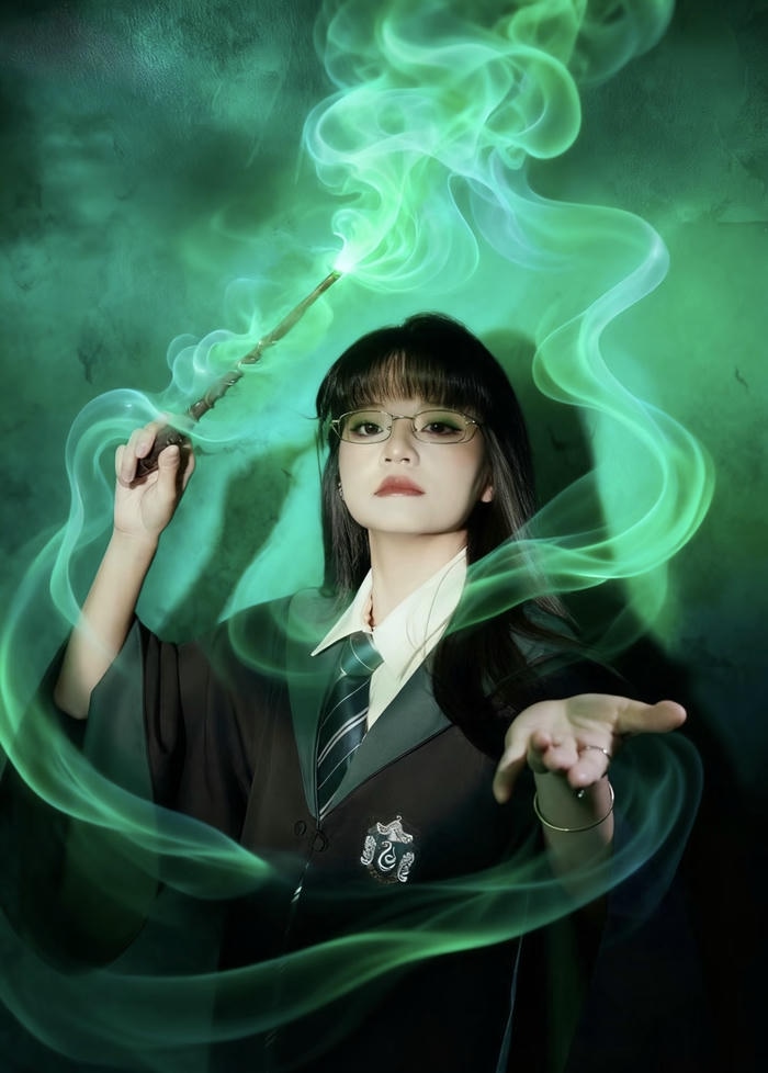 Bức ảnh cosplay phù thuỷ sắc độ lạnh