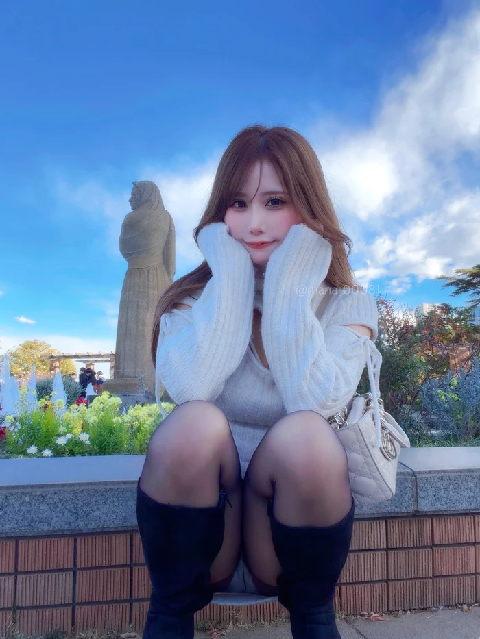 Gái Trung Quốc sexy khoe vòng 1 khủng gợi cảm