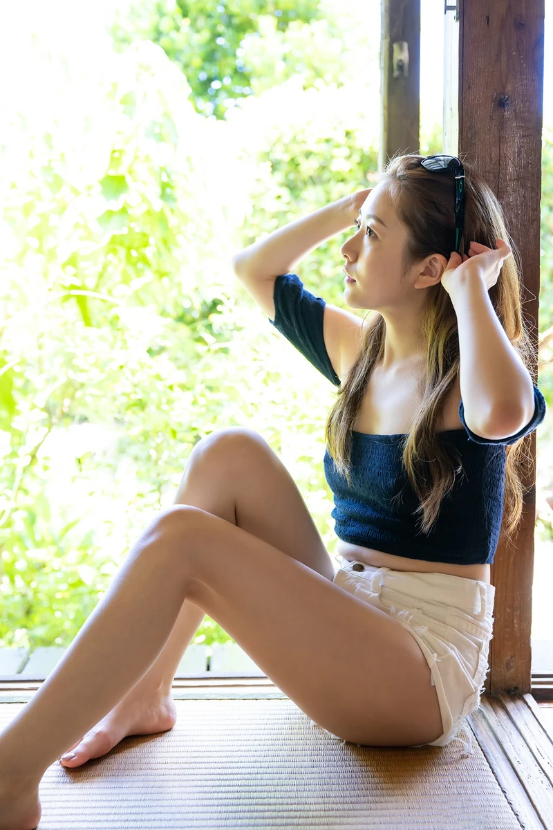 Hikari Aozora xinh tươi rạng rỡ