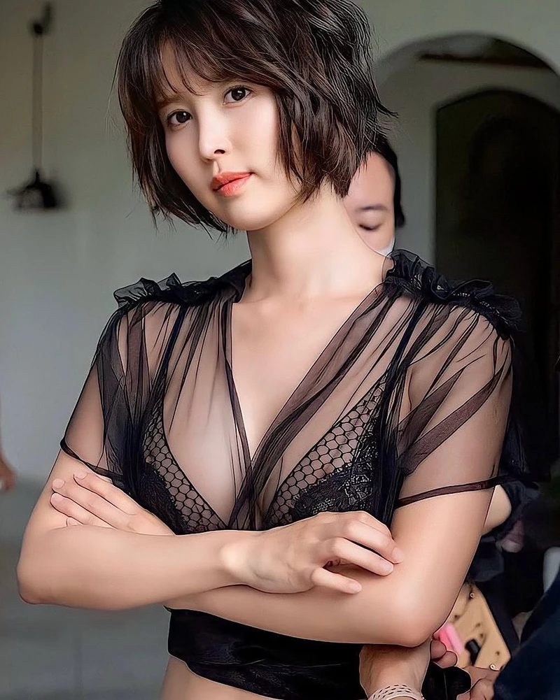 Hình Nude Tsukasa Aoi Đẹp Mê Hoặc