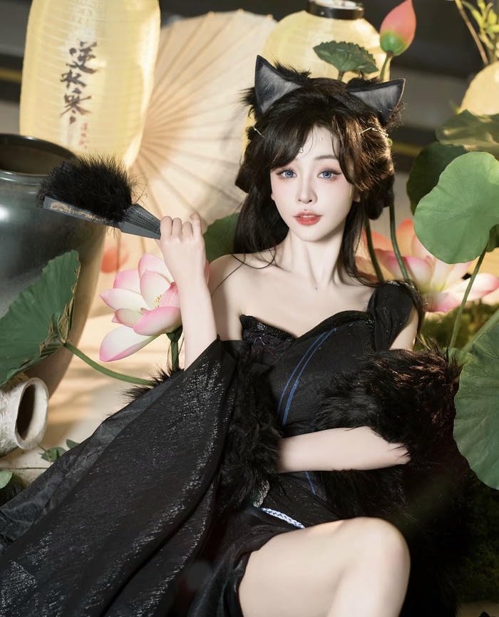 Hình ảnh cosplay cổ trang thần sắc sâu