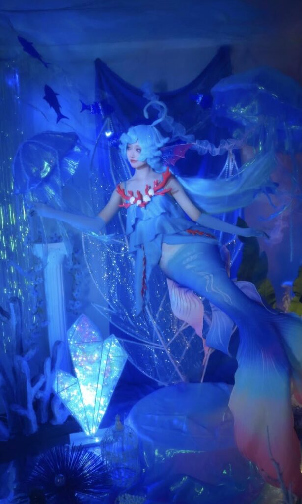 Hình cosplay nàng tiên cá mở ra thế giới giả tưởng