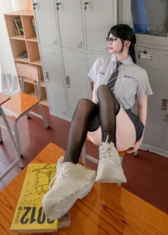 218+ ảnh học sinh mông to bốc lửa khoe vòng 3 căng tròn - Homepage featured post