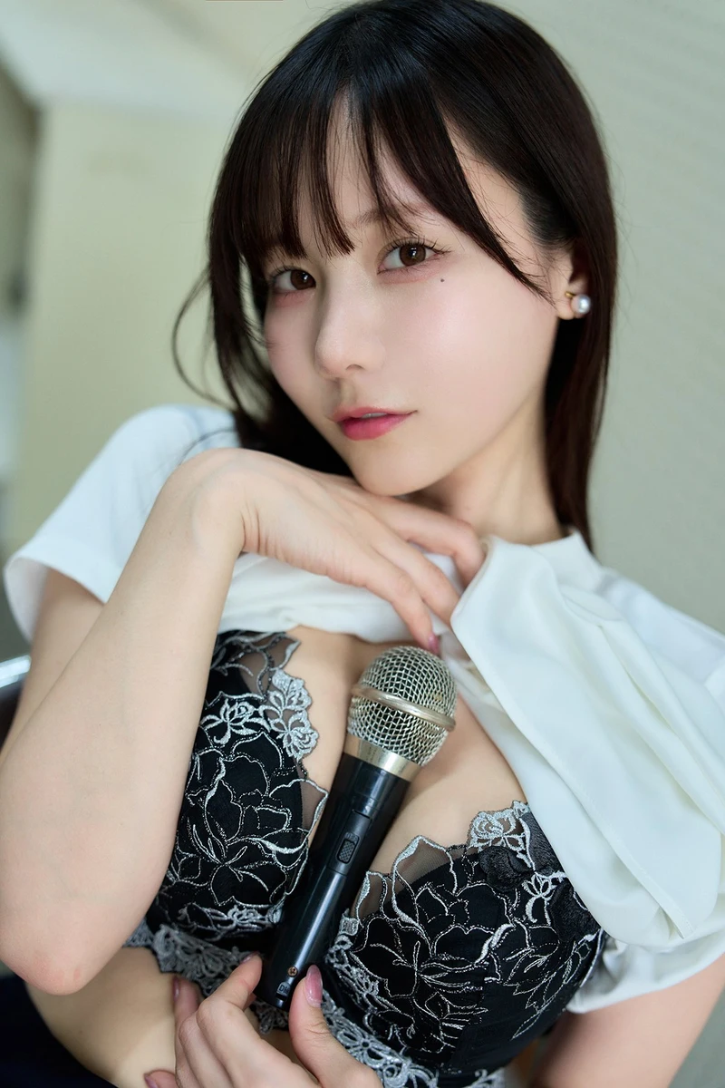 Hình móc lồn quyến rũ đầy mê