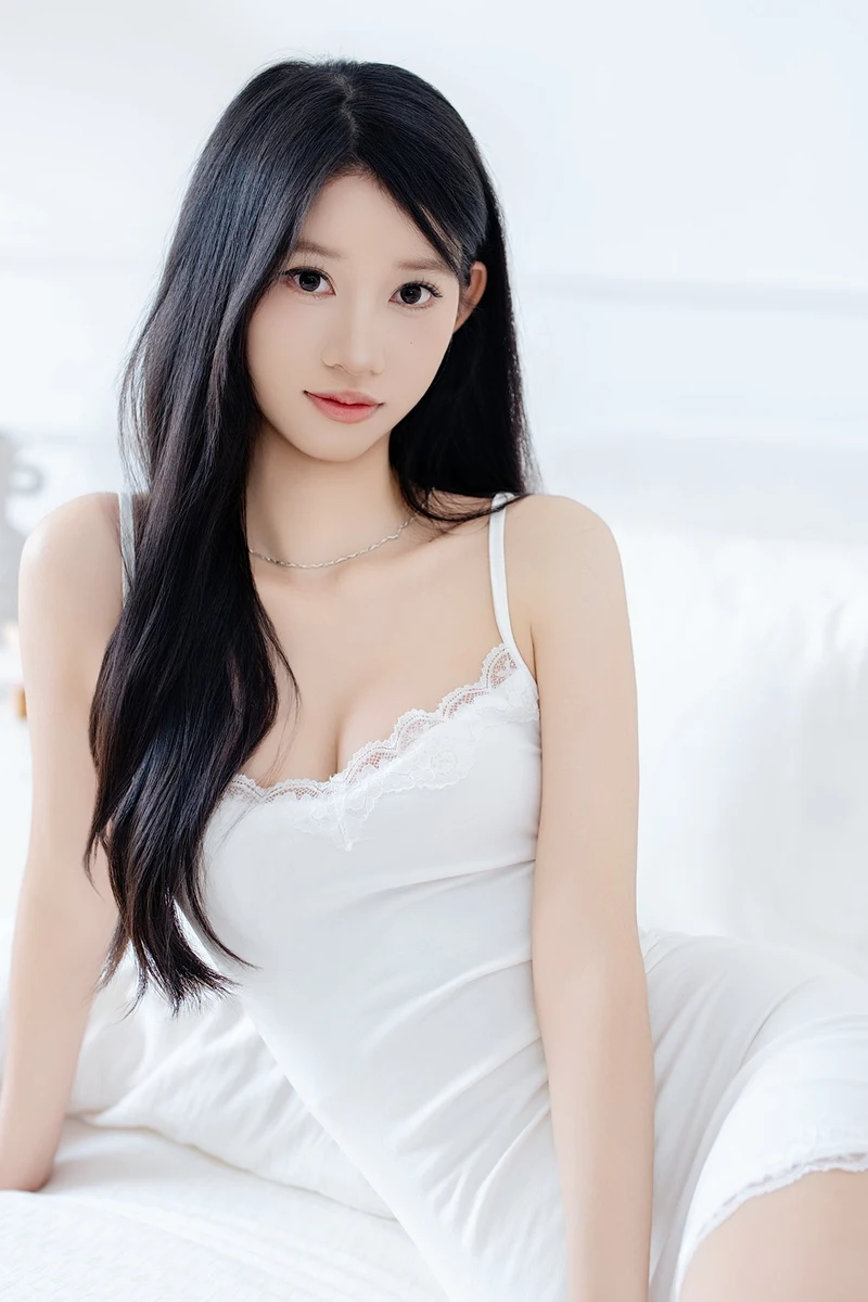 Lồn Chảy Nước Dâm Đãng Thơm Nồng