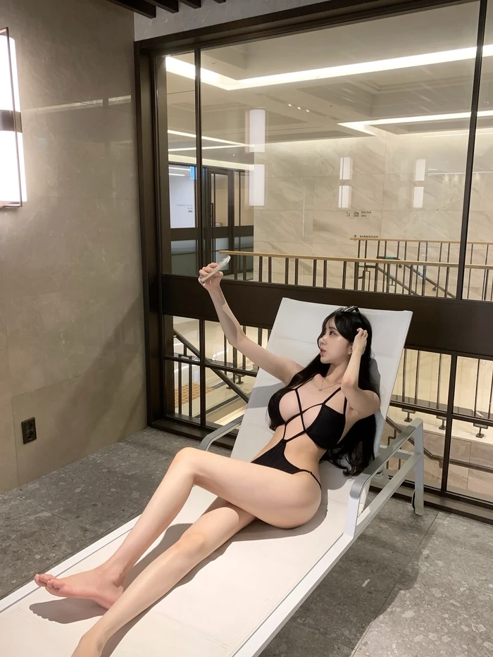 Vòng một khủng gái đẹp Hàn Quốc gợi tình