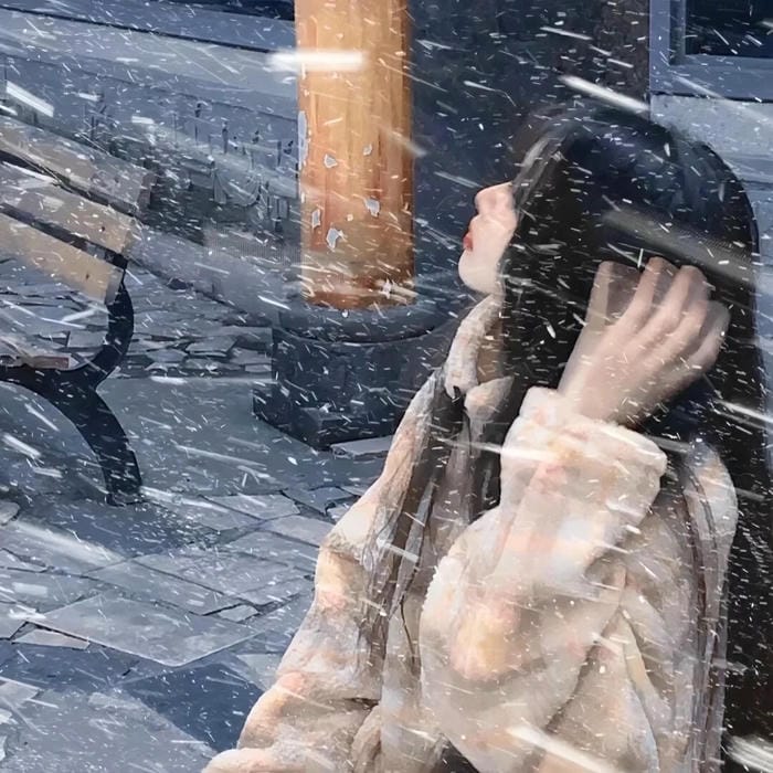 ảnh buồn tâm trạng con gái gợi cảm xúc trống rỗng