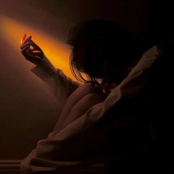 ảnh buồn tâm trạng con gái trong phút lặng