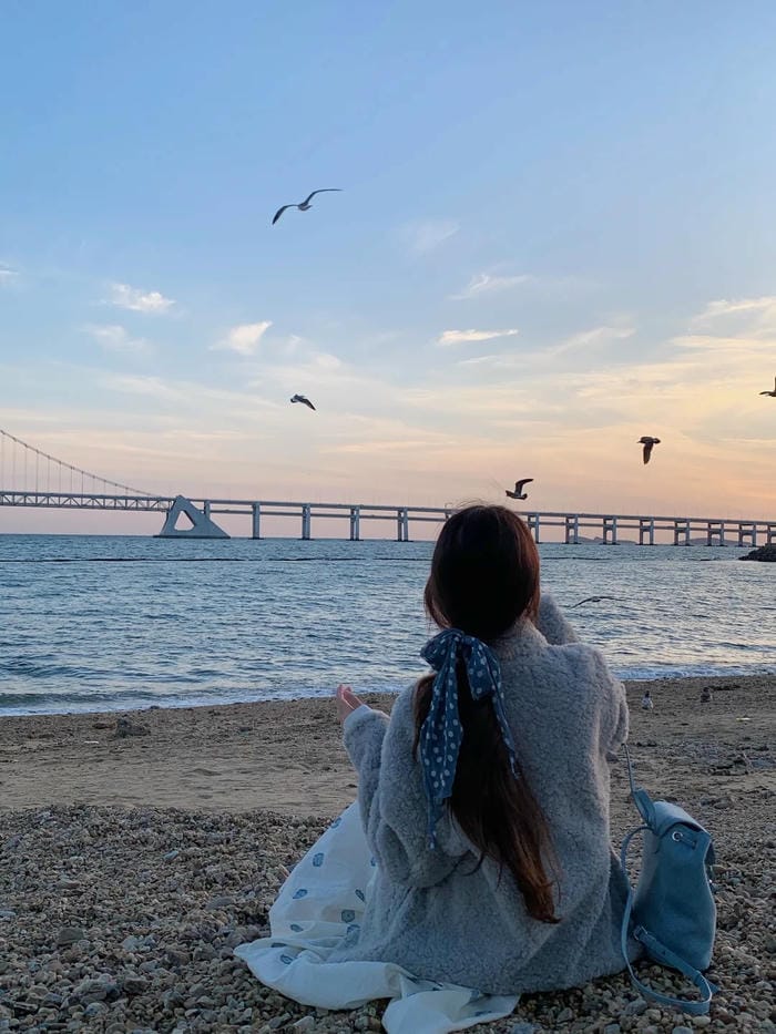 ảnh gái tóc dài xinh phong cách