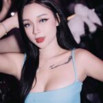 ảnh gái xinh đi bar ánh đèn đẹp