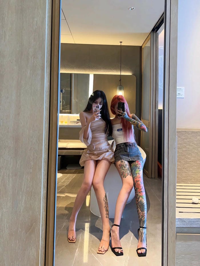 gái xăm mình xinh thần thái cuốn hút