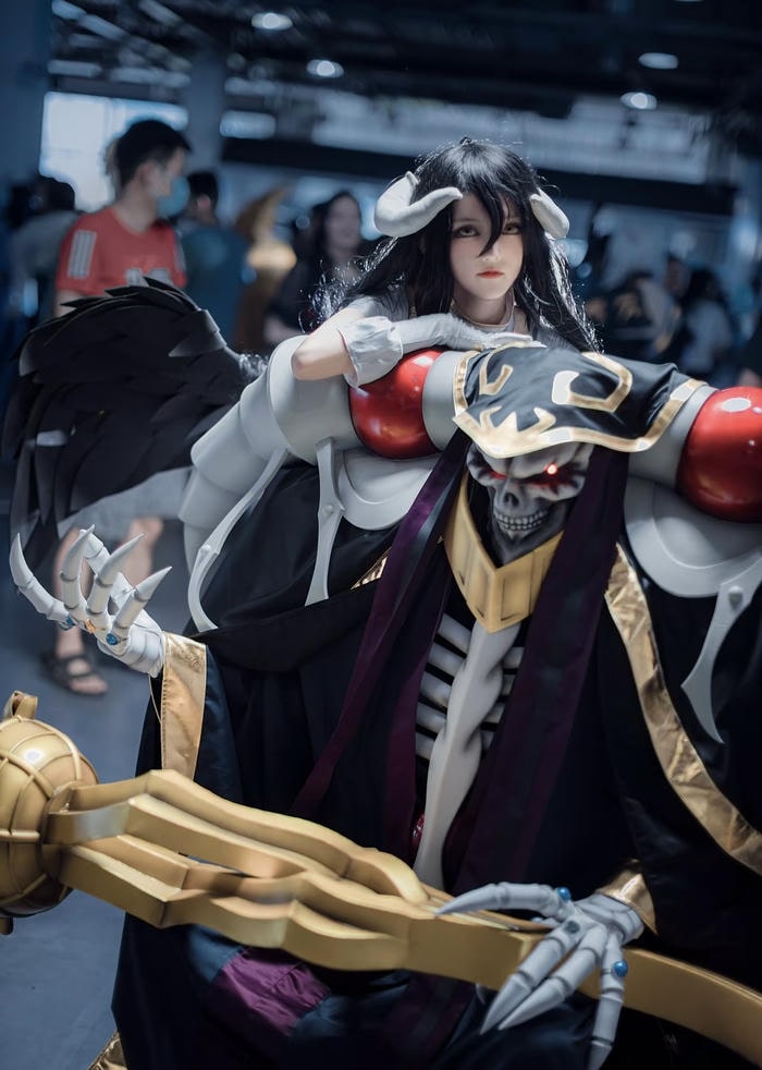 Ảnh albedo cosplay thể hiện độ tỉ mỉ trong từng lớp trang phục