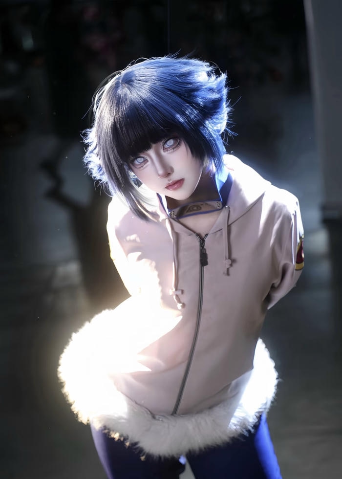 Ảnh cosplay hinata thể hiện sự xinh đẹp nhẹ nhàng