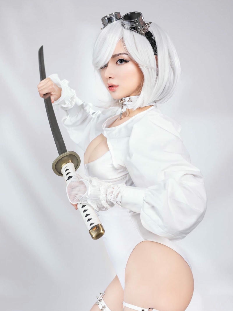 Bikini phong cách năng động Vũ Ngọc Kim