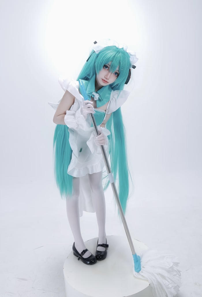 Bức ảnh cosplay maid tạo cảm giác hấp dẫn nhưng an toàn