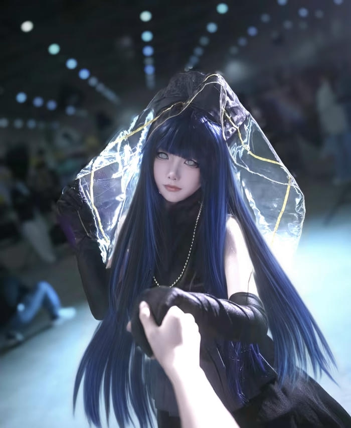 Bức hình cosplay hinata cho thấy nét đẹp thanh thoát