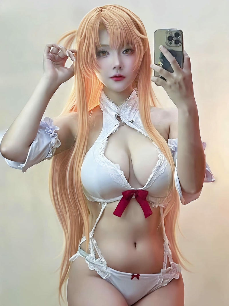 Cigw Pols bikini dáng vẻ thoải mái rất tự tin