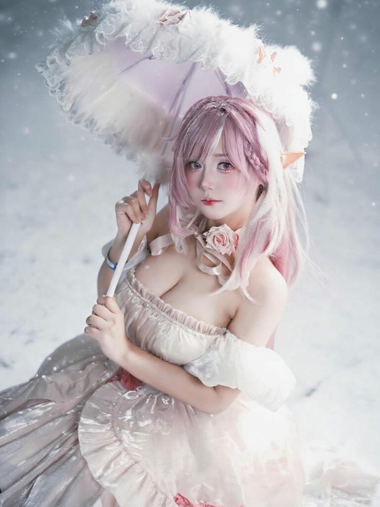 Cigw Pols bikini tạo dáng đơn giản rất cuốn hút